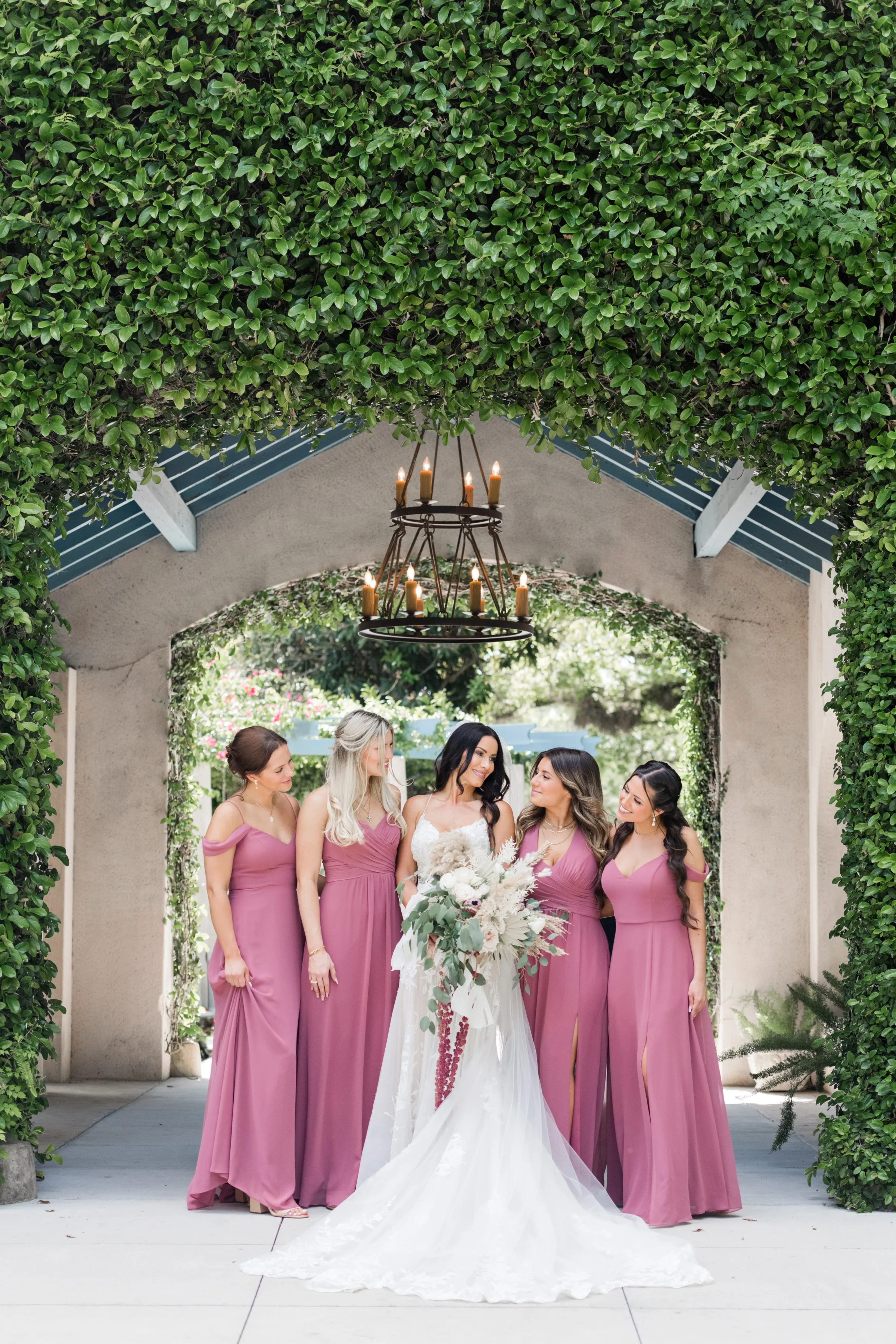 Wedding party at Sydonie Mansion