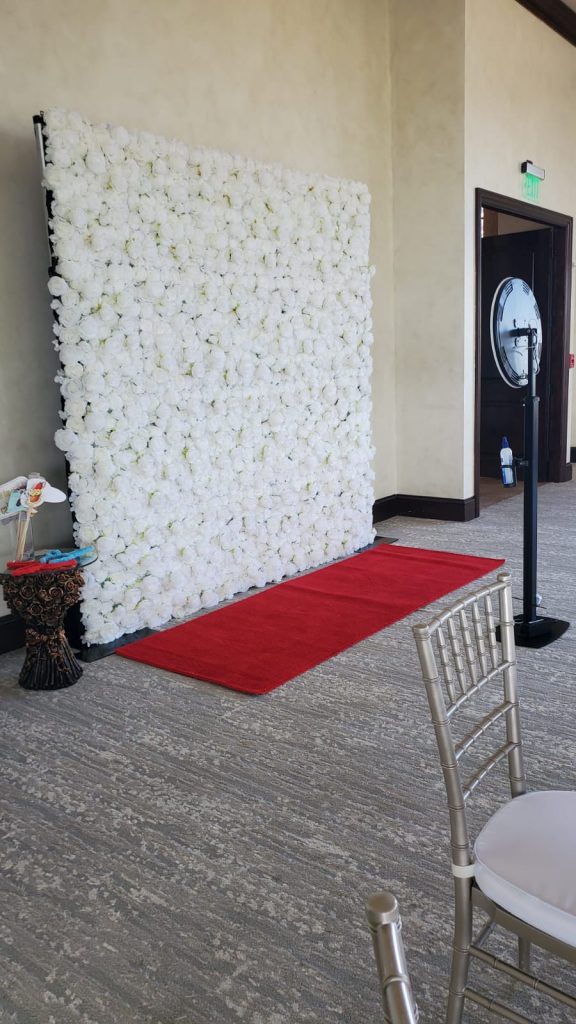 white flower wall photo booth orlando