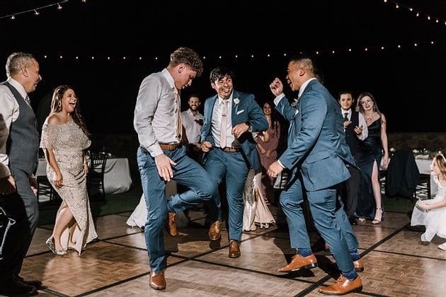 Xclusive-Deejays-groomsmen dancing
