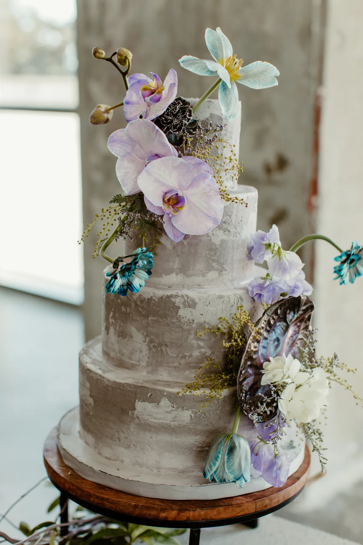 wedding cake in downtown Orlando