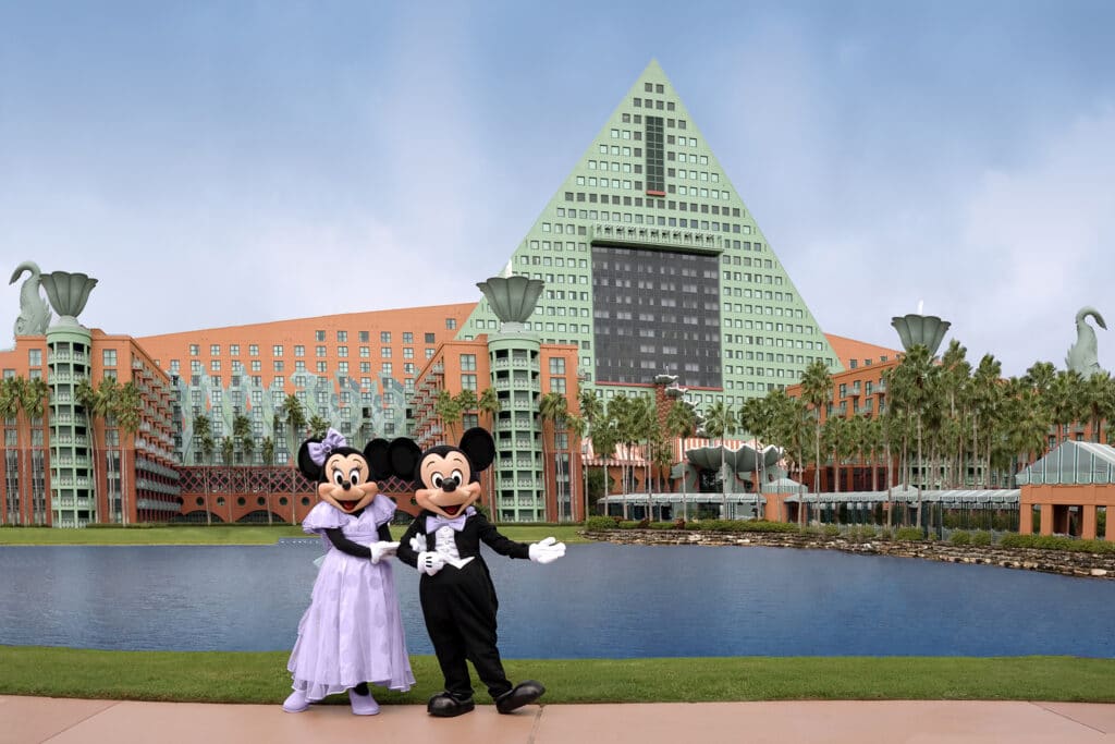 Mickey Mouse and Minnie Mouse in front of Walt Disney World Swan and Dolphin Resort
