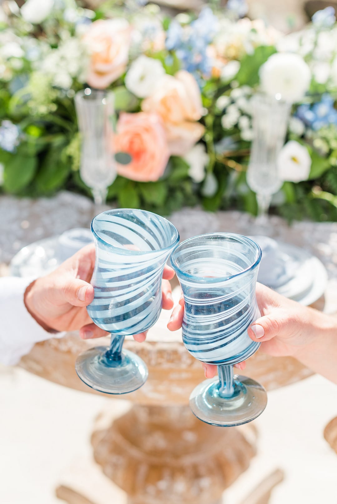 _Romantic, Spring Styled Wedding with Horses on the Beach_Christine Austin Photography_©christineaustinphotography_2021_RomanticBeachStyledShoot_Austin+Naomi_10_low