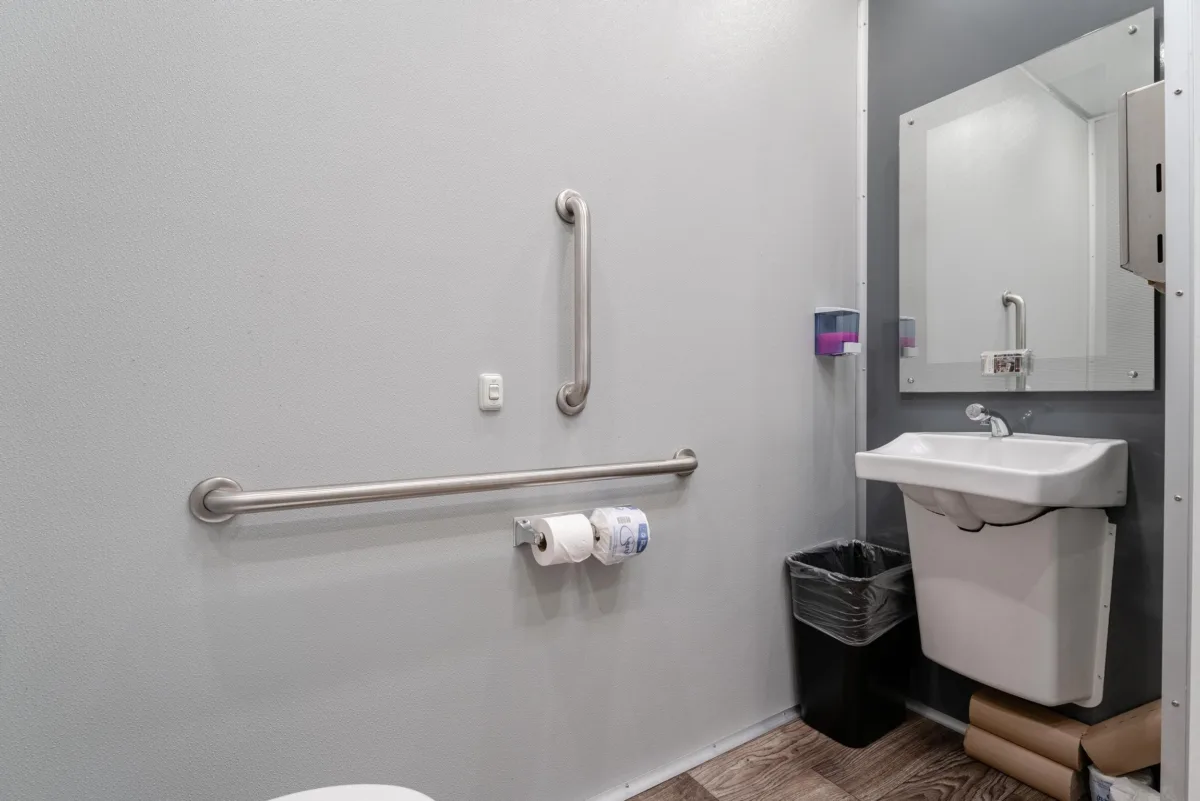 Luxe Flush