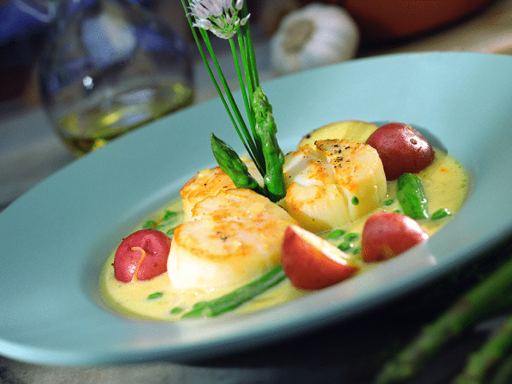 scallops with asparagus and baby red potatoes by Millenia Events Catering