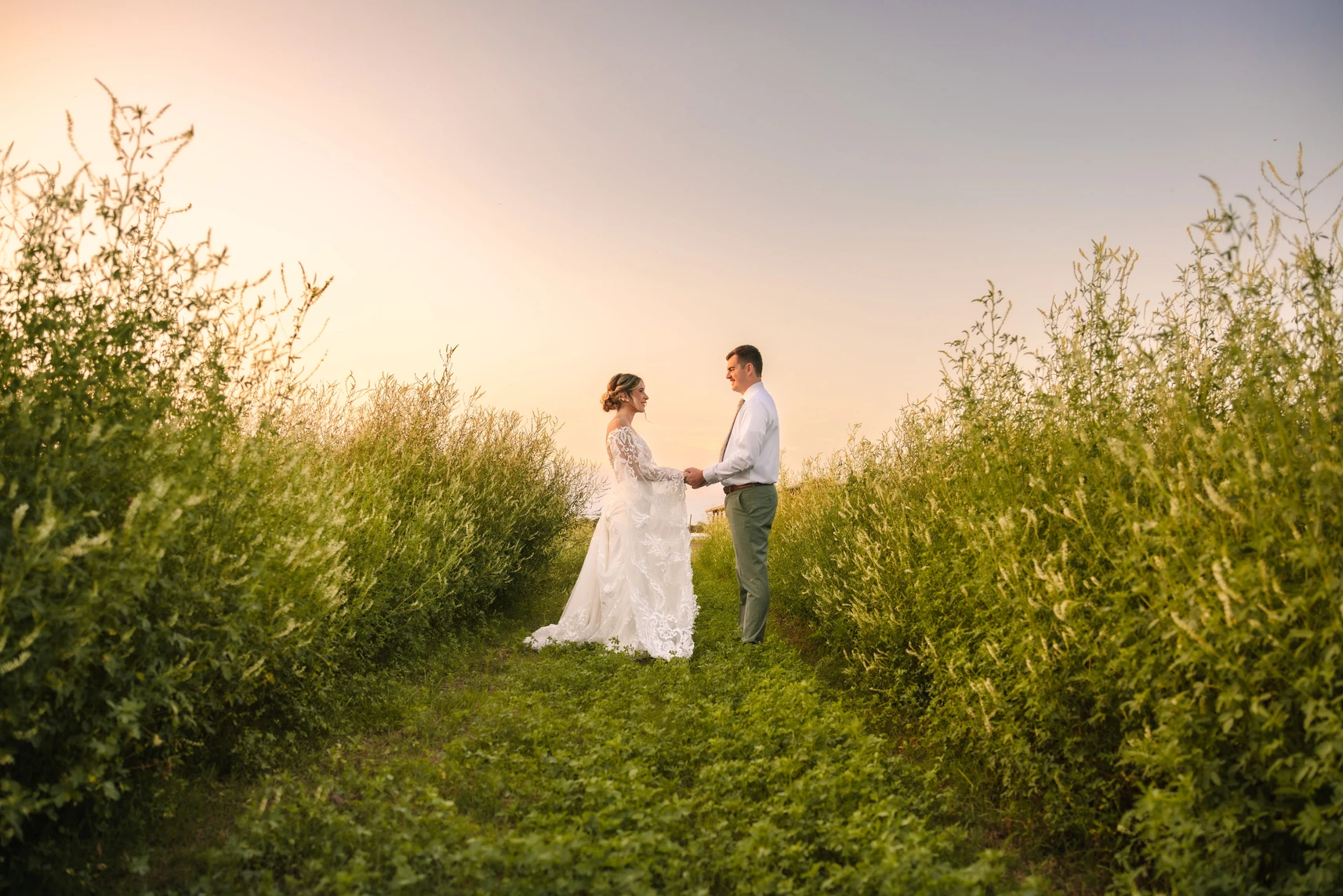 ever-after-farms-peach-barn-034a5815
