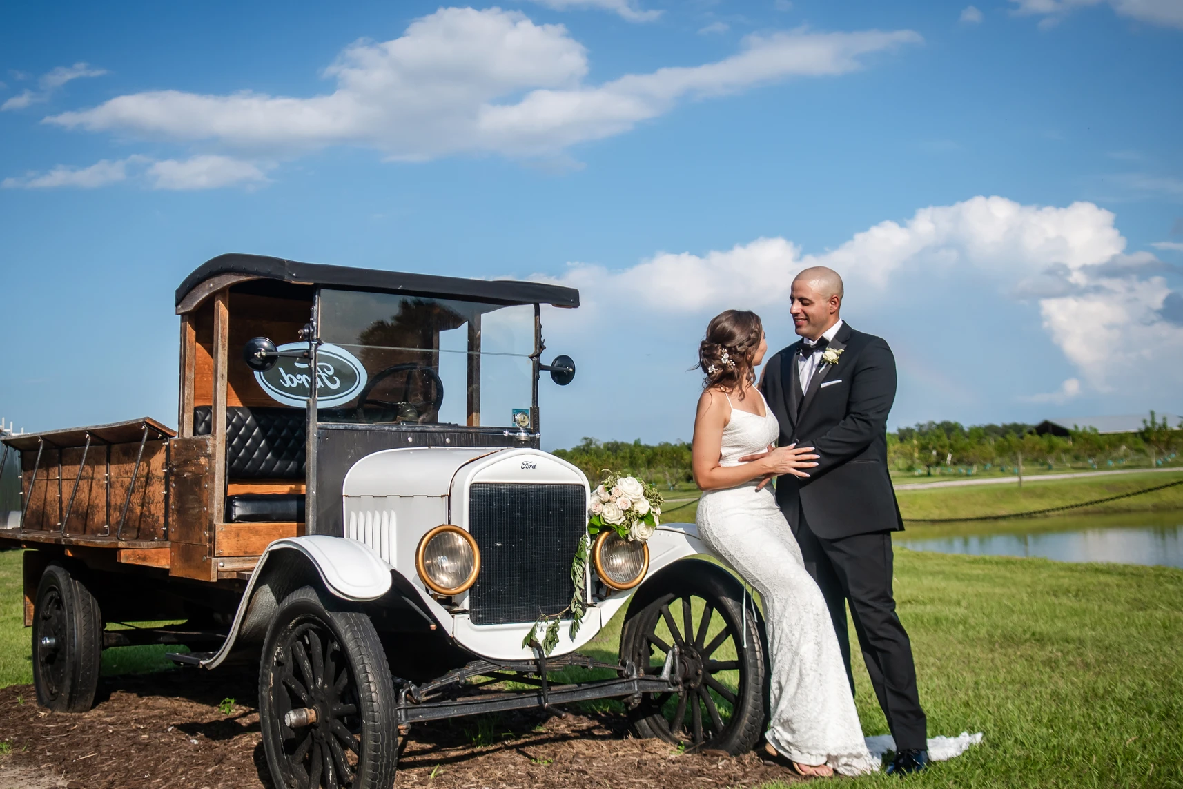ever-after-farms-peach-barn-152e1d31