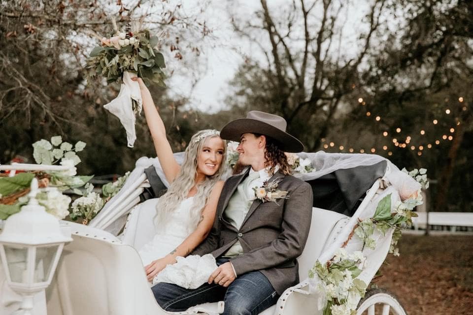 bride and groom, white wagon, celebrating, Central, FL