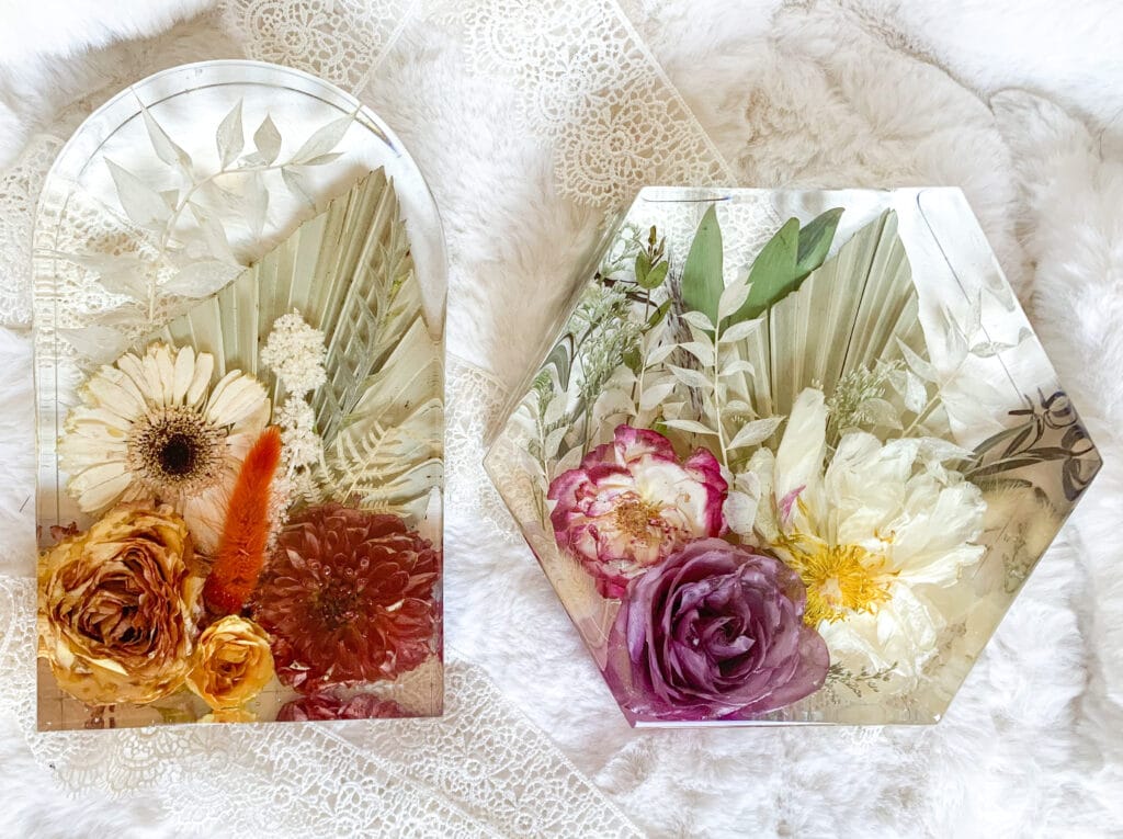 arch and hexagon preserved resin blocks with wedding bouquet by Bloom Blox