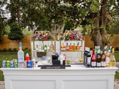 outdoor bar by My Bar Service