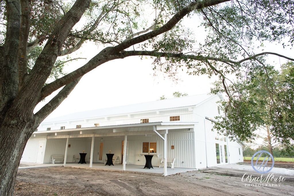 white building in outdoor setting of Ever After Farms Citrus Barn