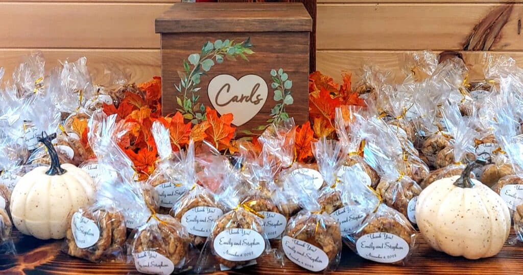 cookie favors for wedding guests from The Cookie Jar Orlando