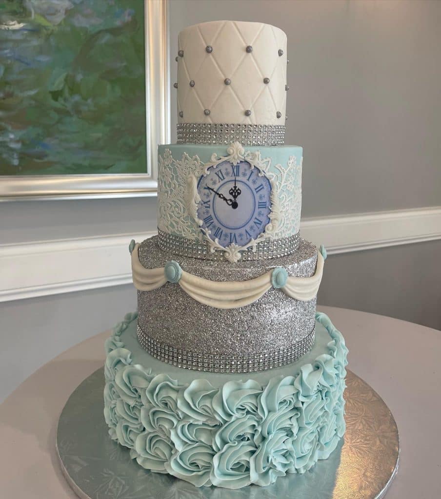 timeless cake with aqua and blue accents by Cake & Bake