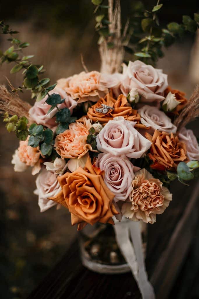 Beautiful floral bouquet for an elegant fall wedding in Orlando, FL