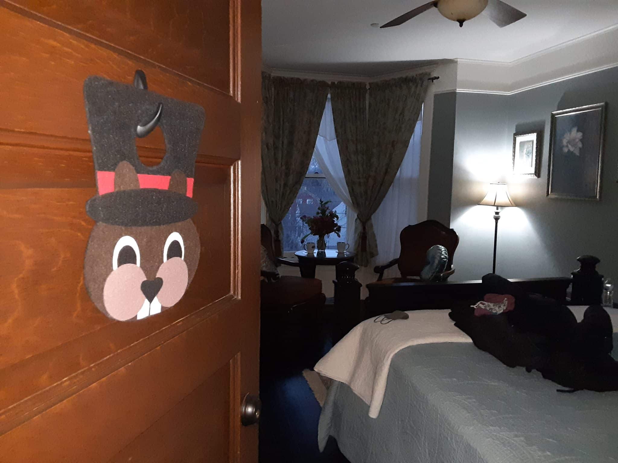 looking inside room at groundhog day house bed and breakfast 
