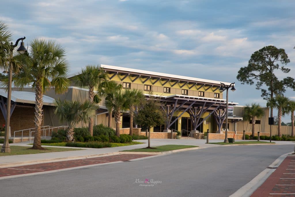 front view of the cultural center with palm trees, Central Florida, Oviedo Amphitheatre and Cultural Center