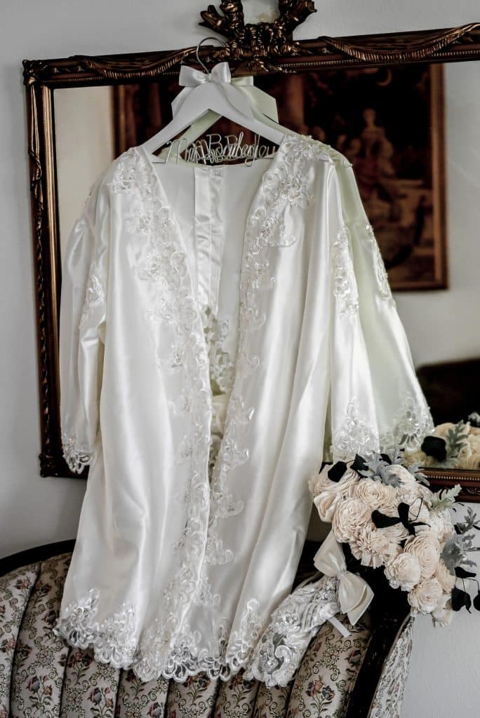 wedding robe, lace, Orlando, FL