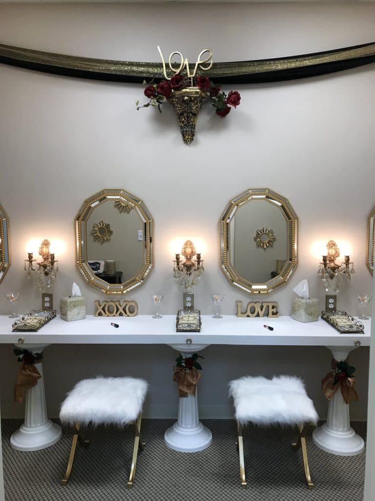 bridal suite, two mirrors, make up area, Love in gold letters above the mirrors, Orlando, FL