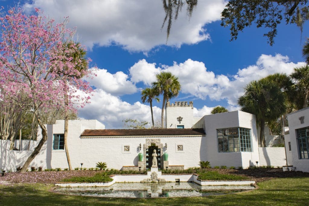 wedding venue, clear blue skies, trees around, Art & History Museum of Maitland, Orlando, FL