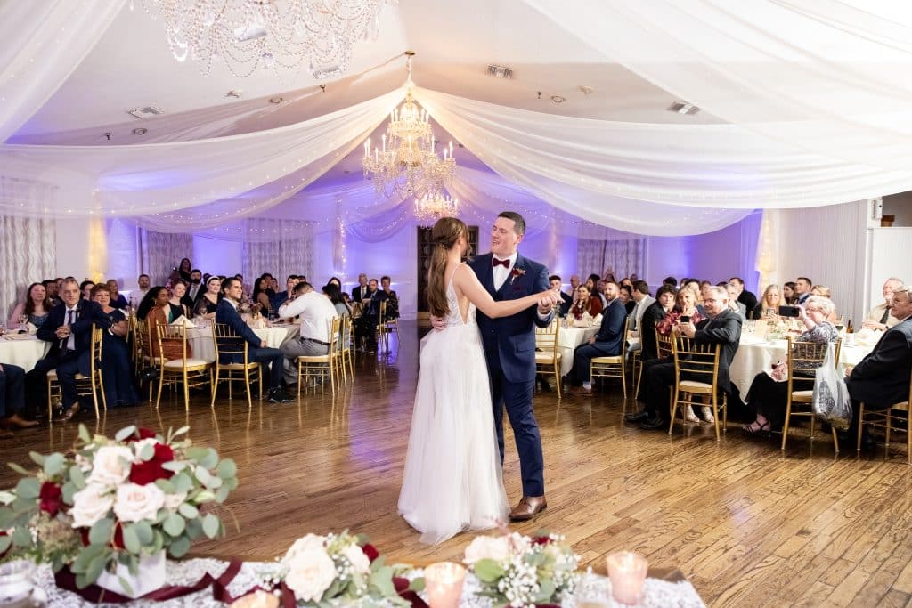 groom and bride first dance picture