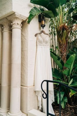 columns outside the Alford Inn, Orlando, FL