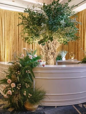 bar area with large trees in the center and on the side, JW Marriott Bonnet Creek, Orlando, FL