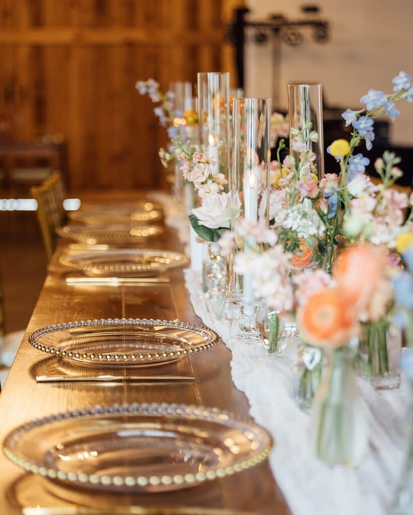 reception, clear chargers, white runner, centerpieces, Orlando, FL