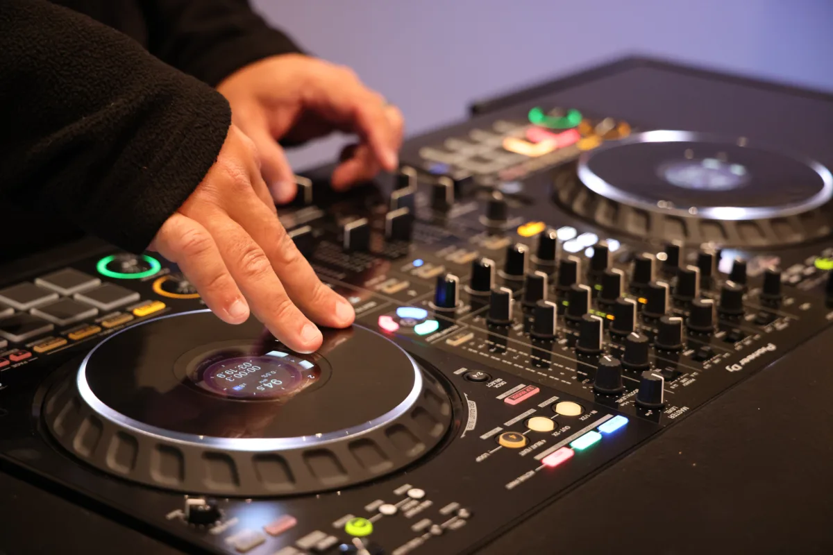 Win Show Events