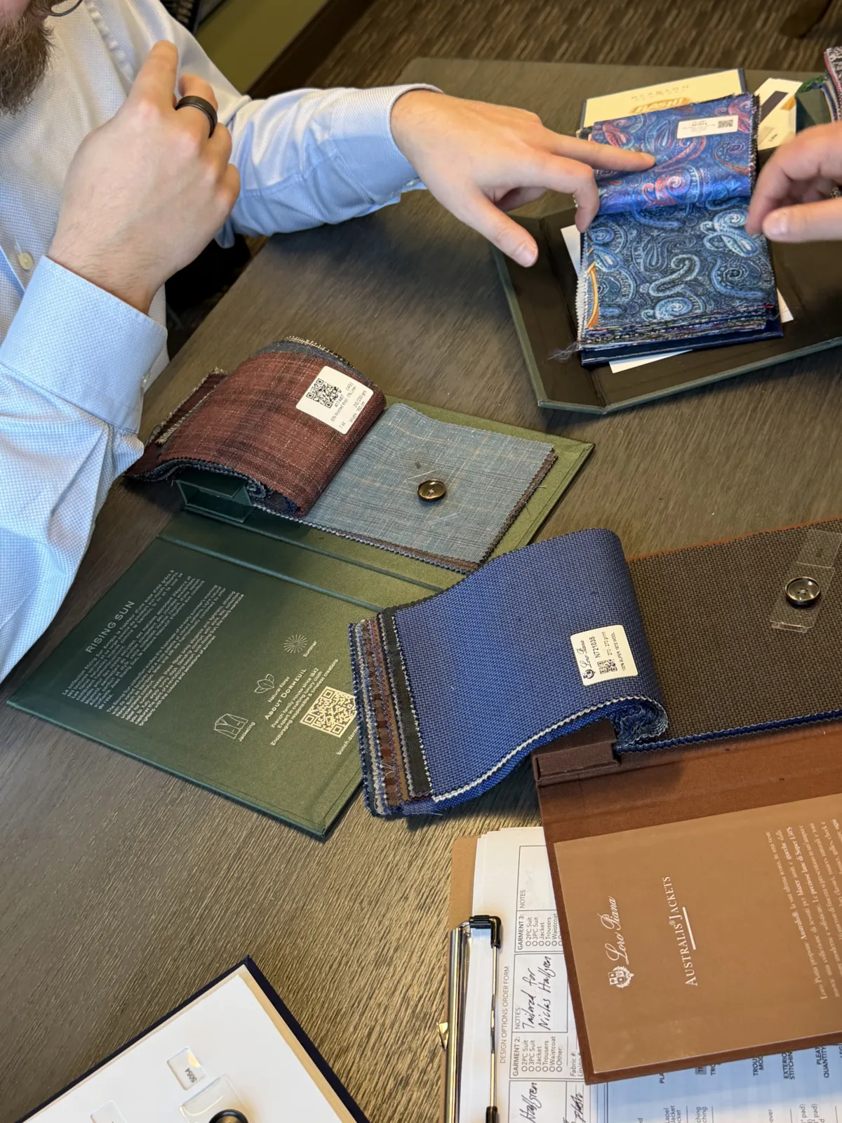custom-suit-fabrics-for-central-florida-weather