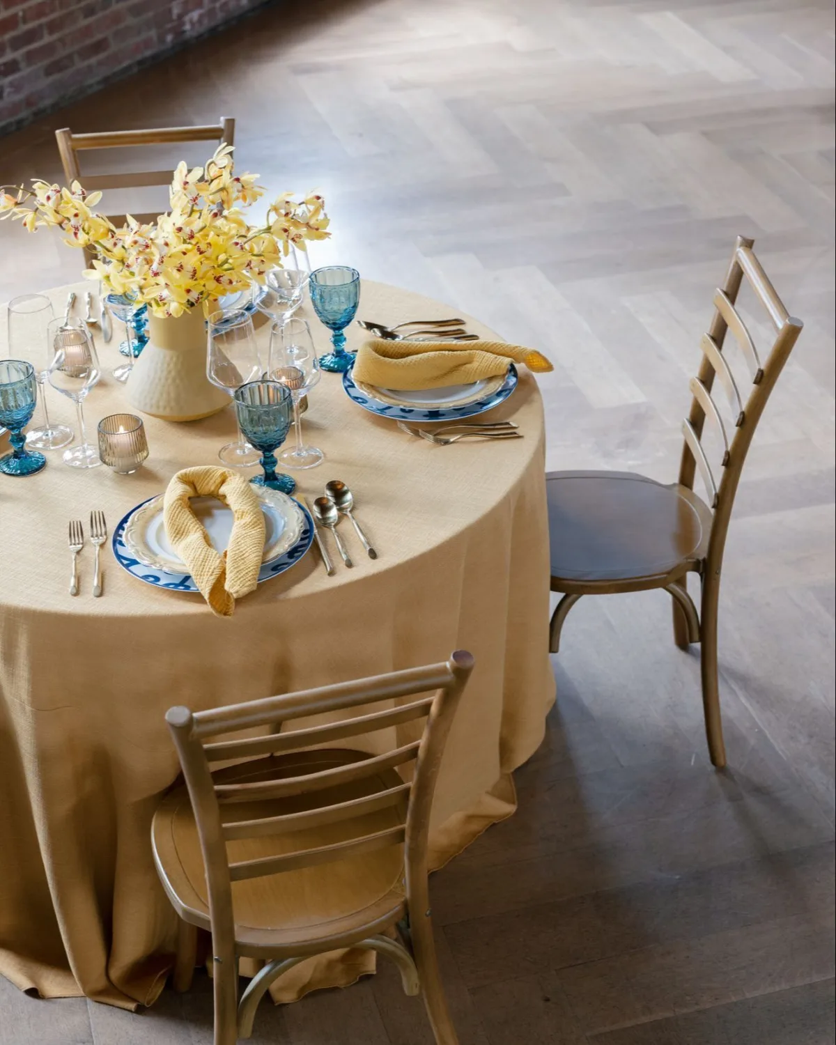 I Do Linens