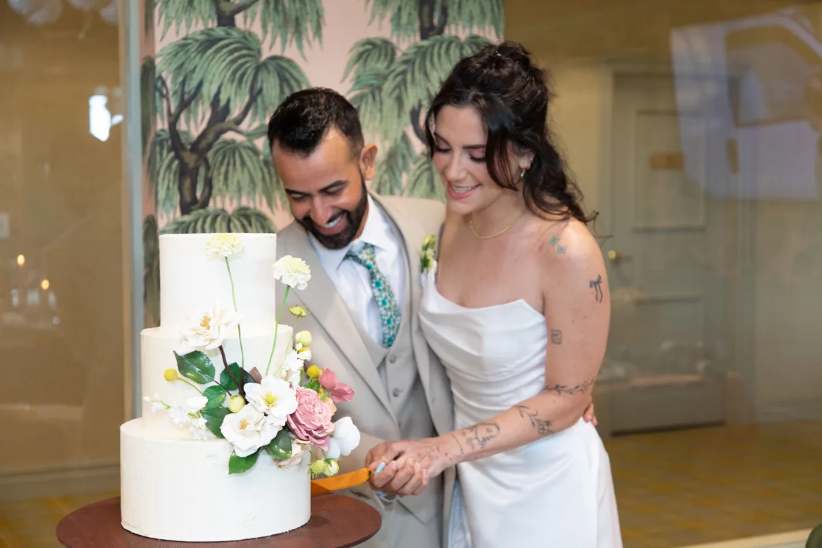 Sugar Flowers by Kelsie Cakes