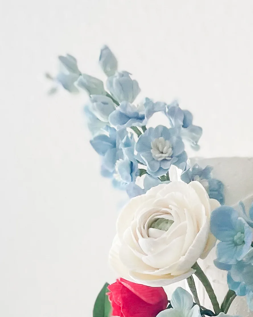 Sugar Flowers by Kelsie Cakes