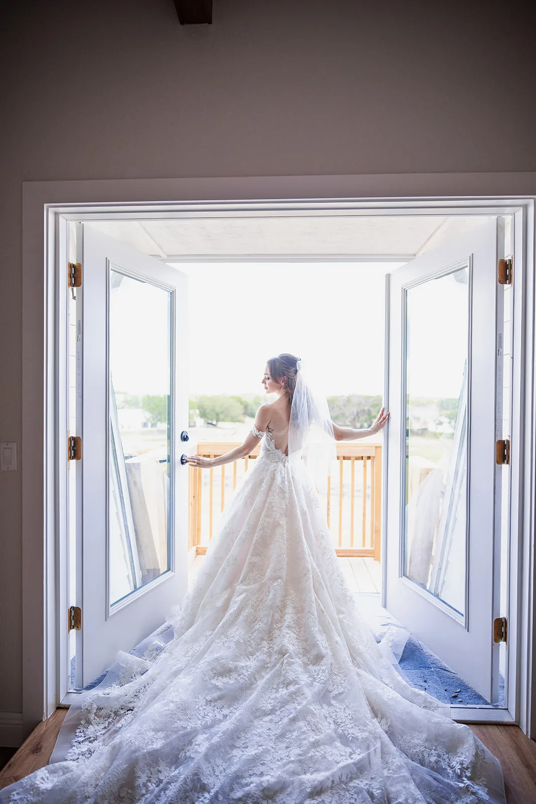 CY7A6692 - Organic Wedding Inspiration for Your Central Florida Wedding CY7A6692