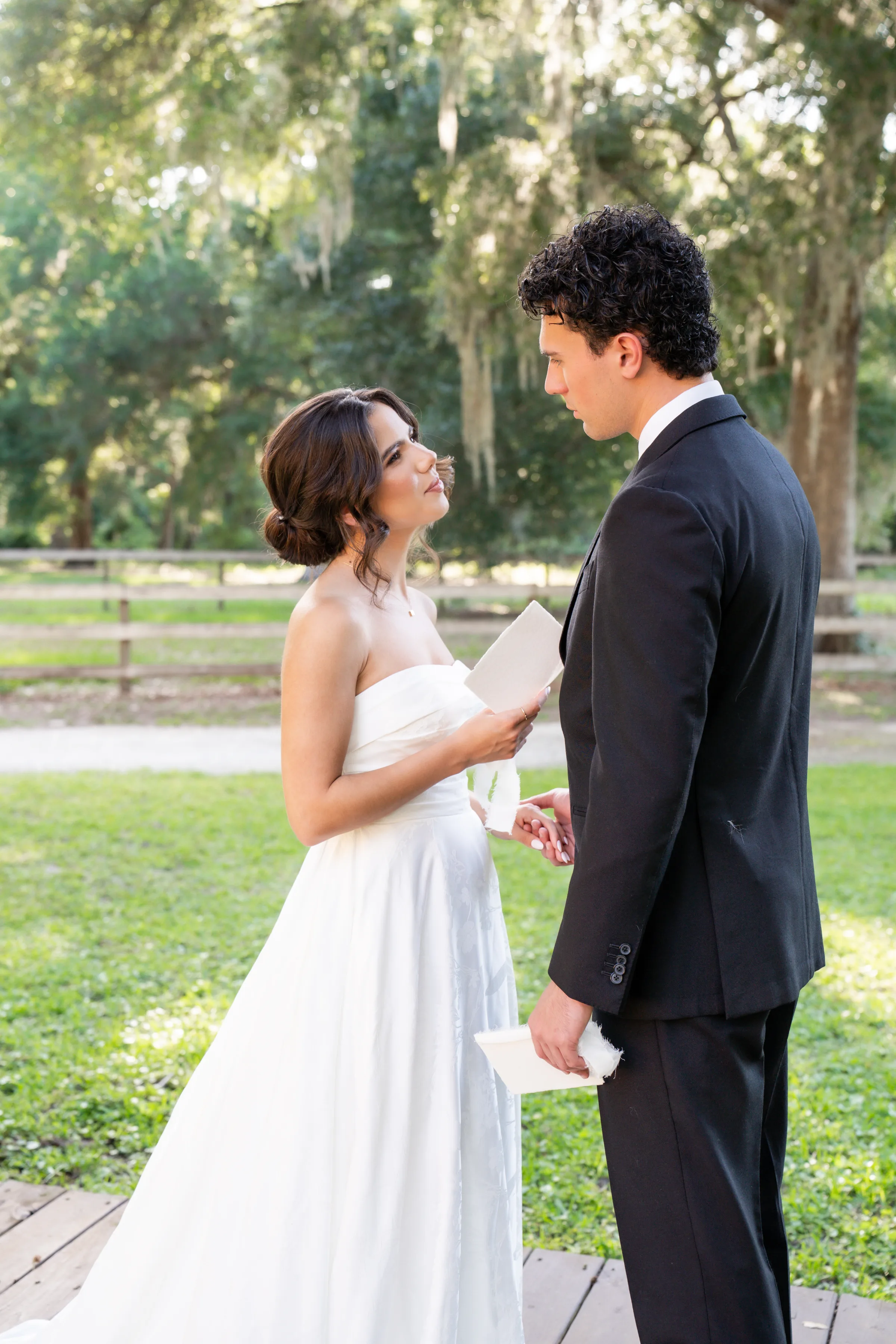 Colorful Mediterranean Wedding Inspiration Eterna Estate16 1 - Colorful Mediterranean Wedding Inspiration at Eterna Estate Colorful Mediterranean Wedding Inspiration Eterna Estate16 1