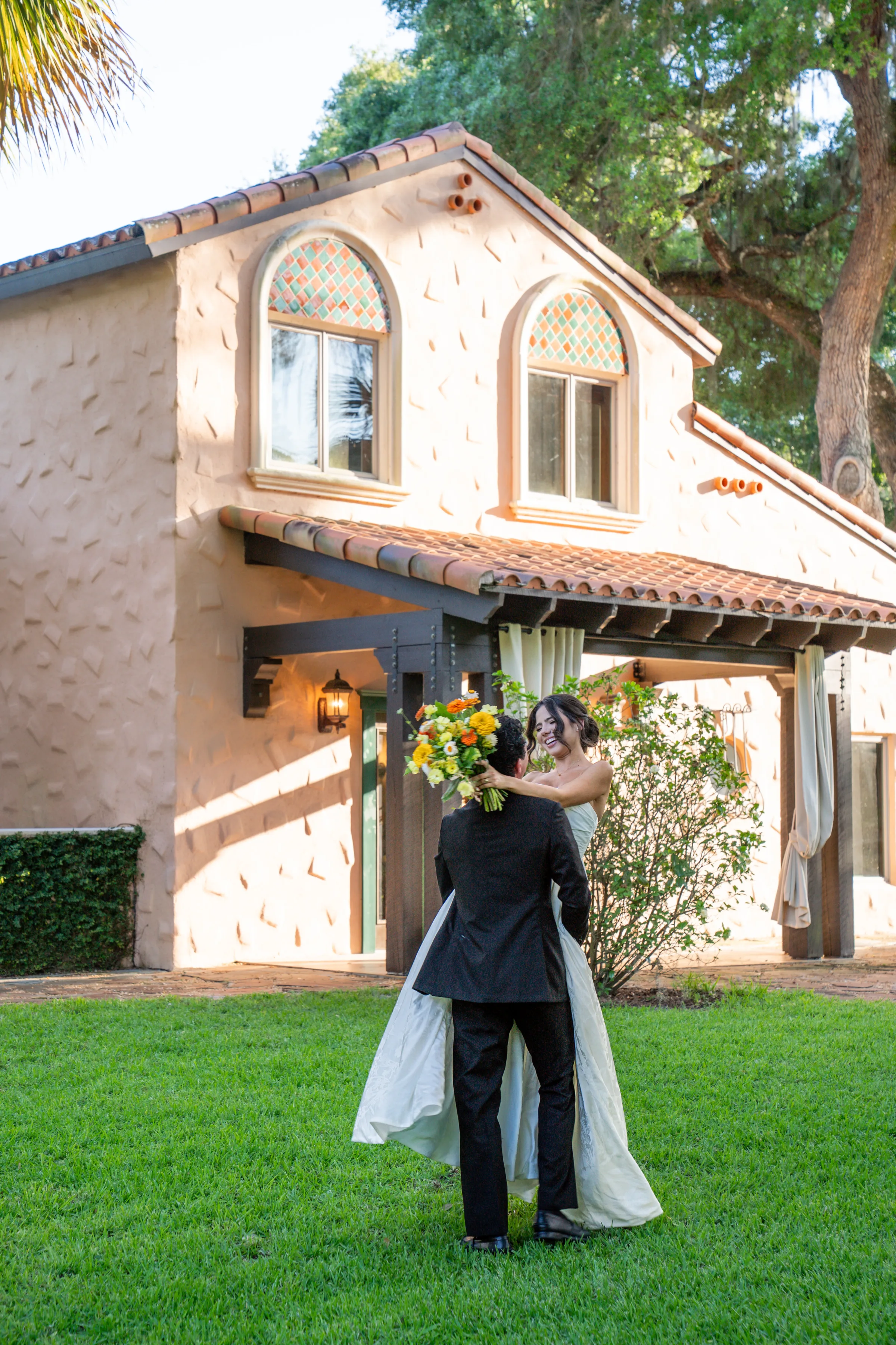 Colorful Mediterranean Wedding Inspiration Eterna Estate29 - Colorful Mediterranean Wedding Inspiration at Eterna Estate Colorful Mediterranean Wedding Inspiration Eterna Estate29