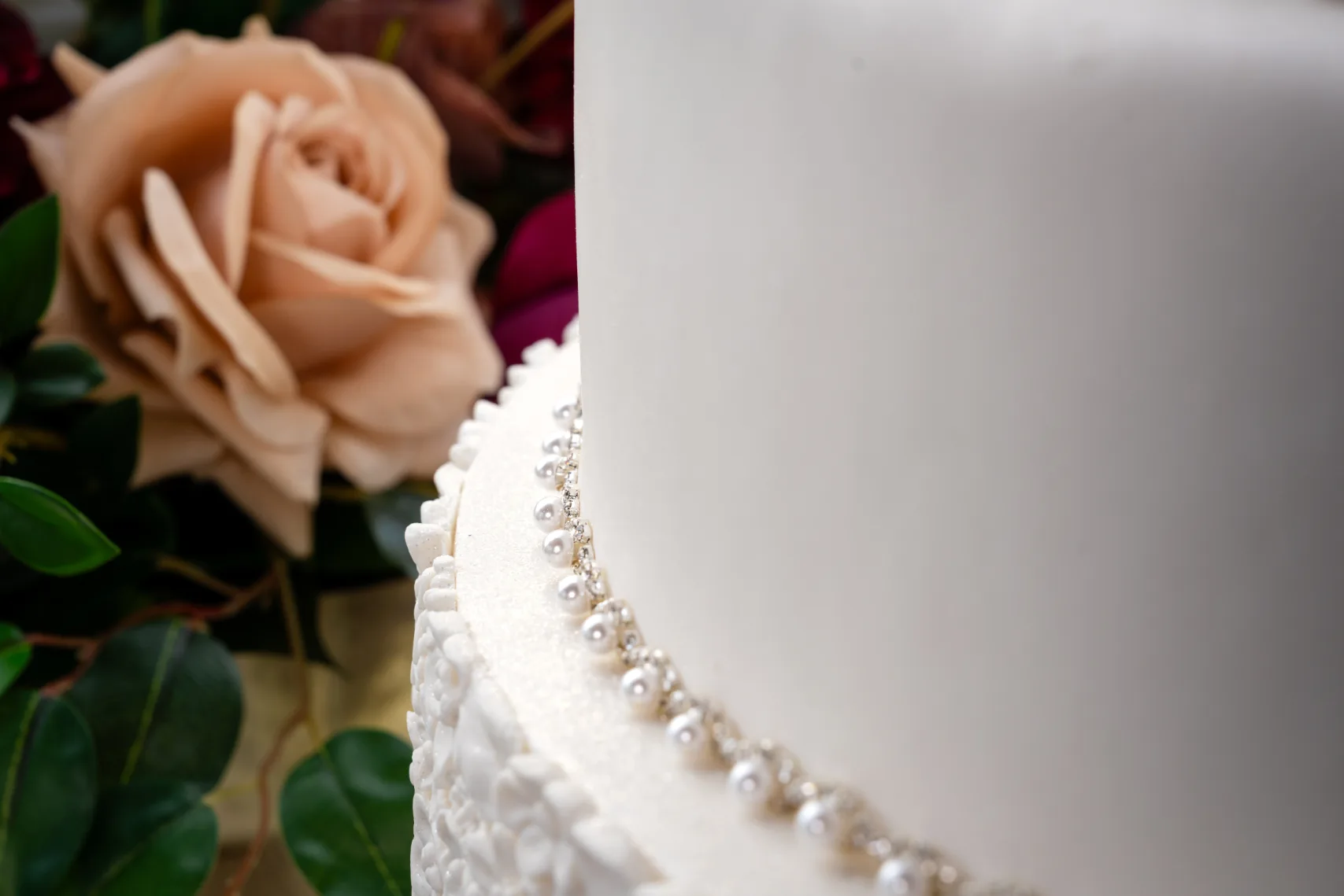 restaurant wedding 32 - Modern Restaurant Wedding Inspiration at Fogo de Chão restaurant wedding 32