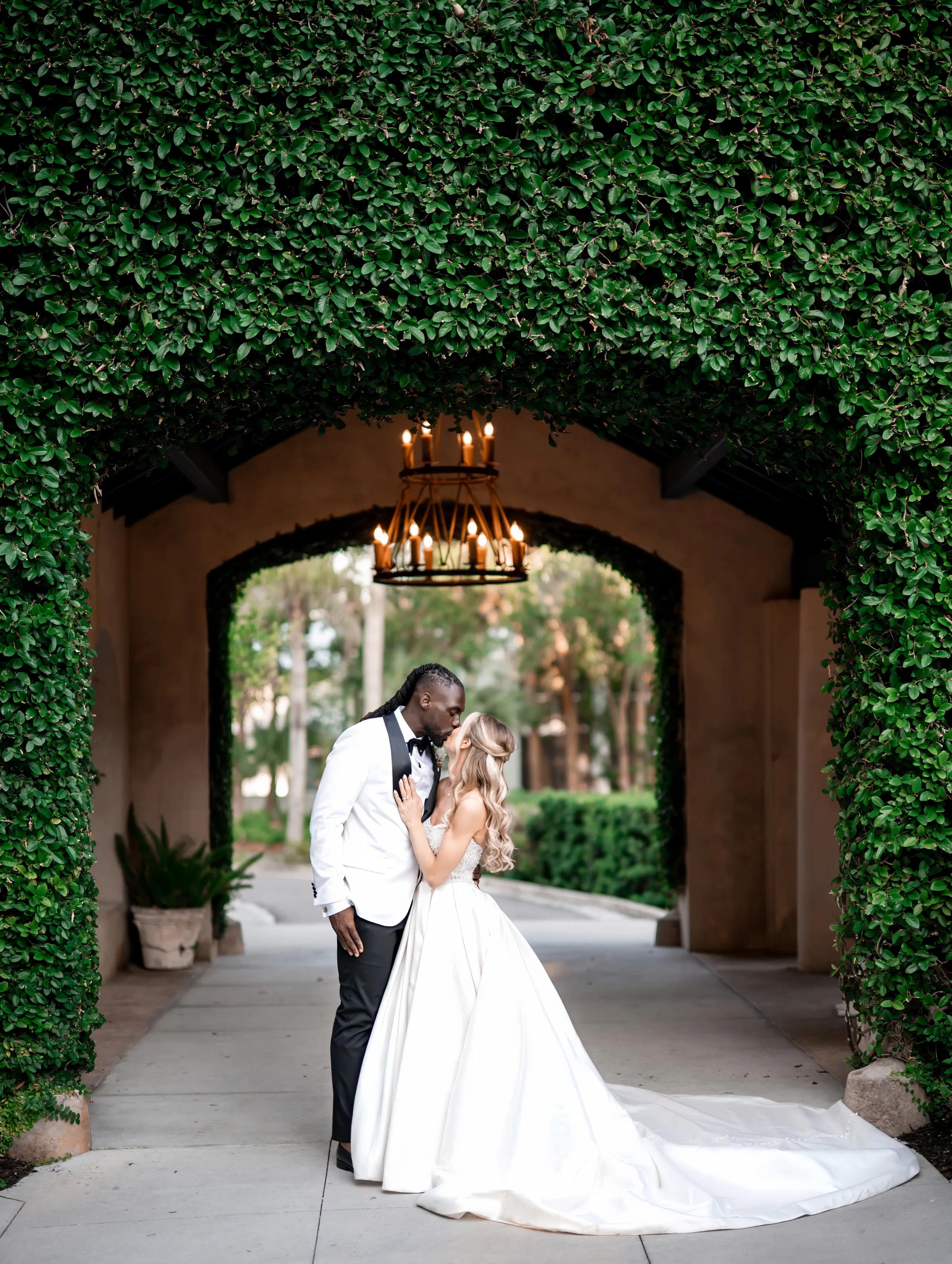 Elegant Sydonie Mansion Wedding 44