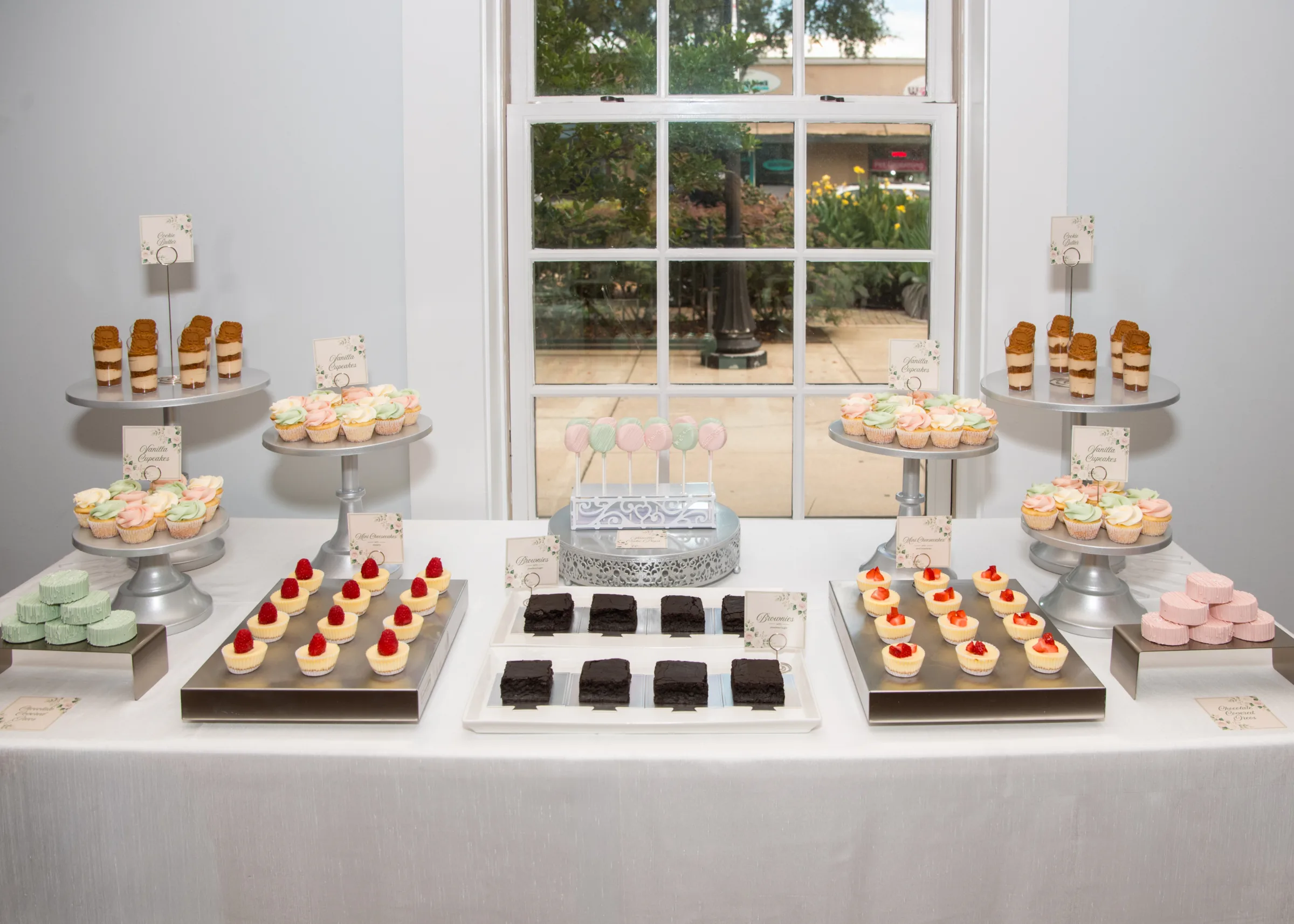 classic romantic wedding inspiration32 - Classic Romantic Wedding Inspiration at Heller Hall in Winter Garden classic romantic wedding inspiration32