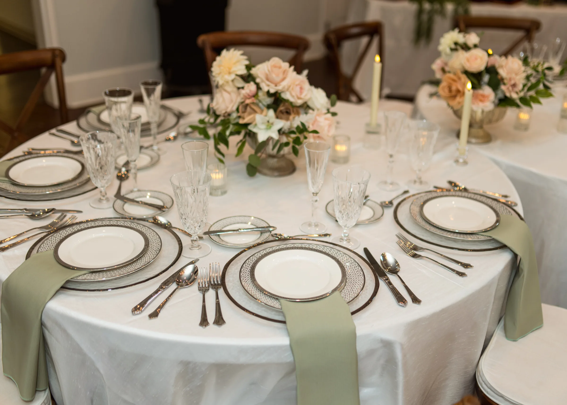 classic romantic wedding inspiration38 - Classic Romantic Wedding Inspiration at Heller Hall in Winter Garden classic romantic wedding inspiration38