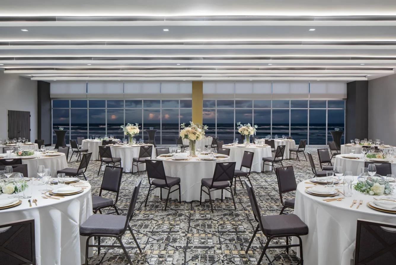 renaissance-daytona-oceanfront-hotel-d840ac99