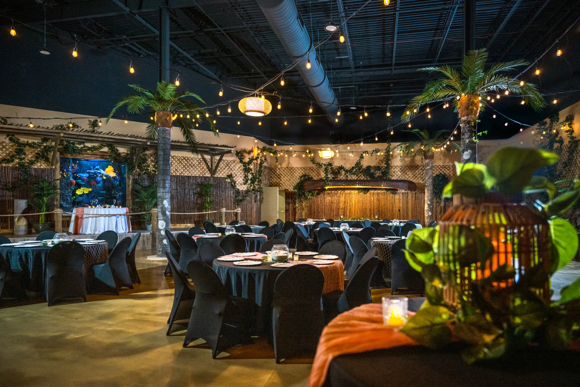 Tropical Aquarium Wedding Inspiration at the Daytona Aquarium